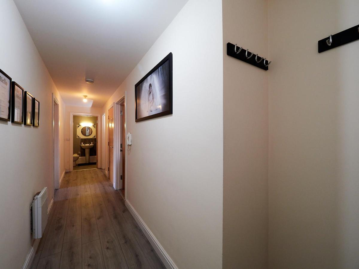 Beauchamp Suite In Coventry City Centre Cv1 For Contractors Professionals Tourists Relocators Students And Family Exterior foto
