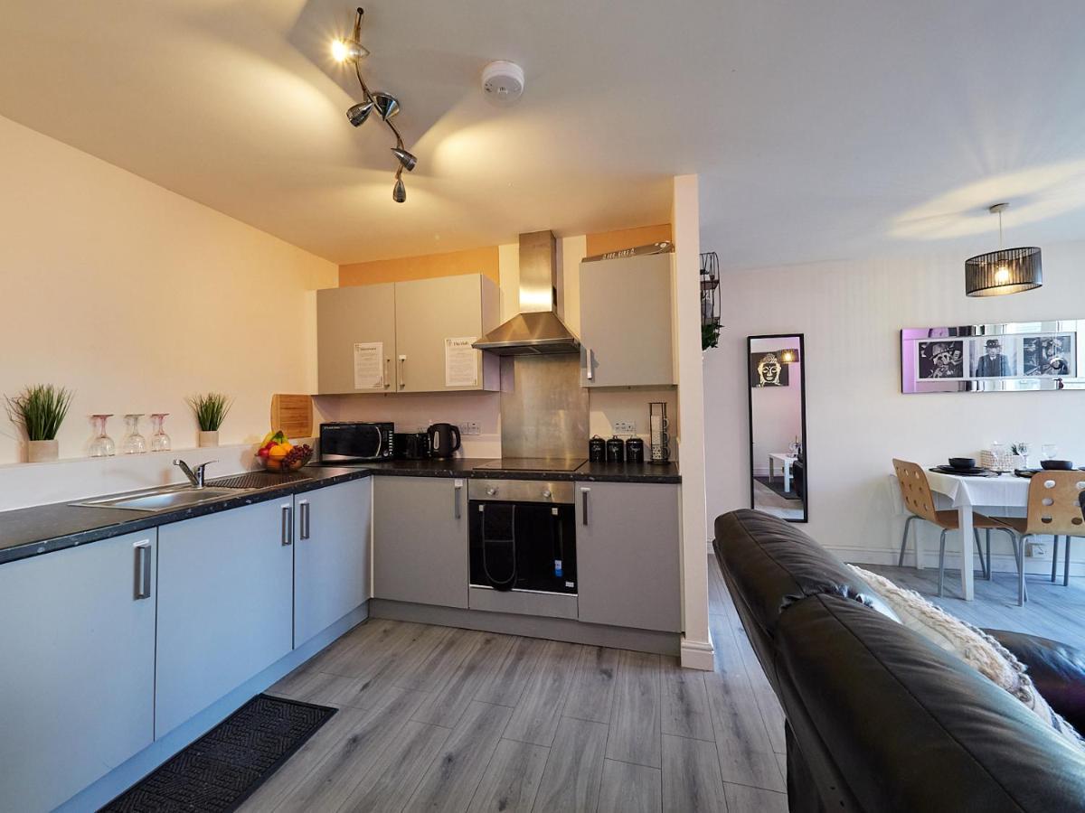 Beauchamp Suite In Coventry City Centre Cv1 For Contractors Professionals Tourists Relocators Students And Family Exterior foto