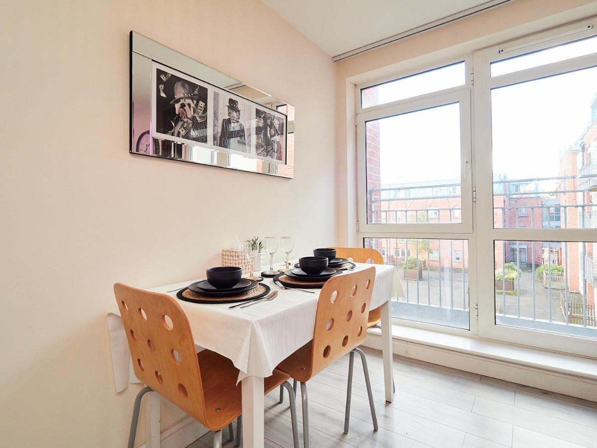 Beauchamp Suite In Coventry City Centre Cv1 For Contractors Professionals Tourists Relocators Students And Family Exterior foto