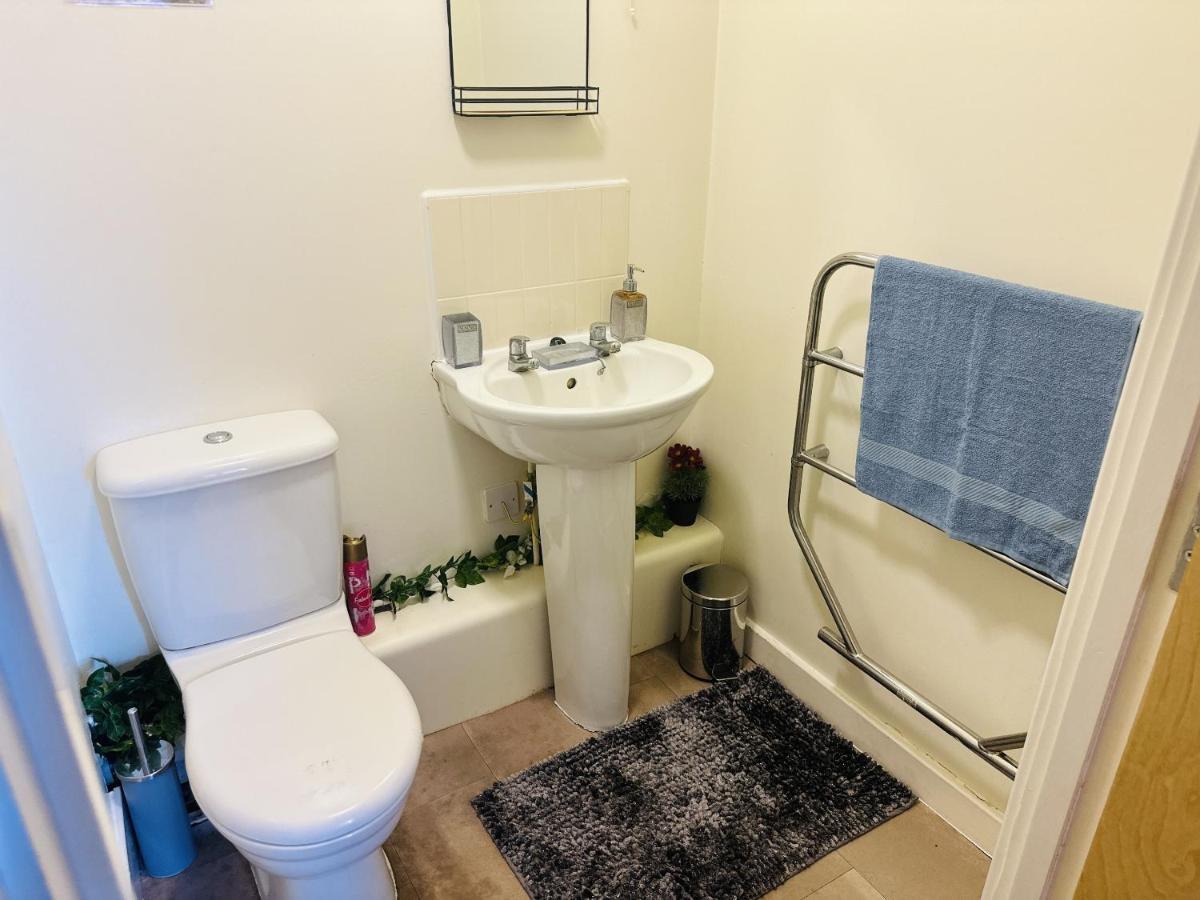 Beauchamp Suite In Coventry City Centre Cv1 For Contractors Professionals Tourists Relocators Students And Family Exterior foto