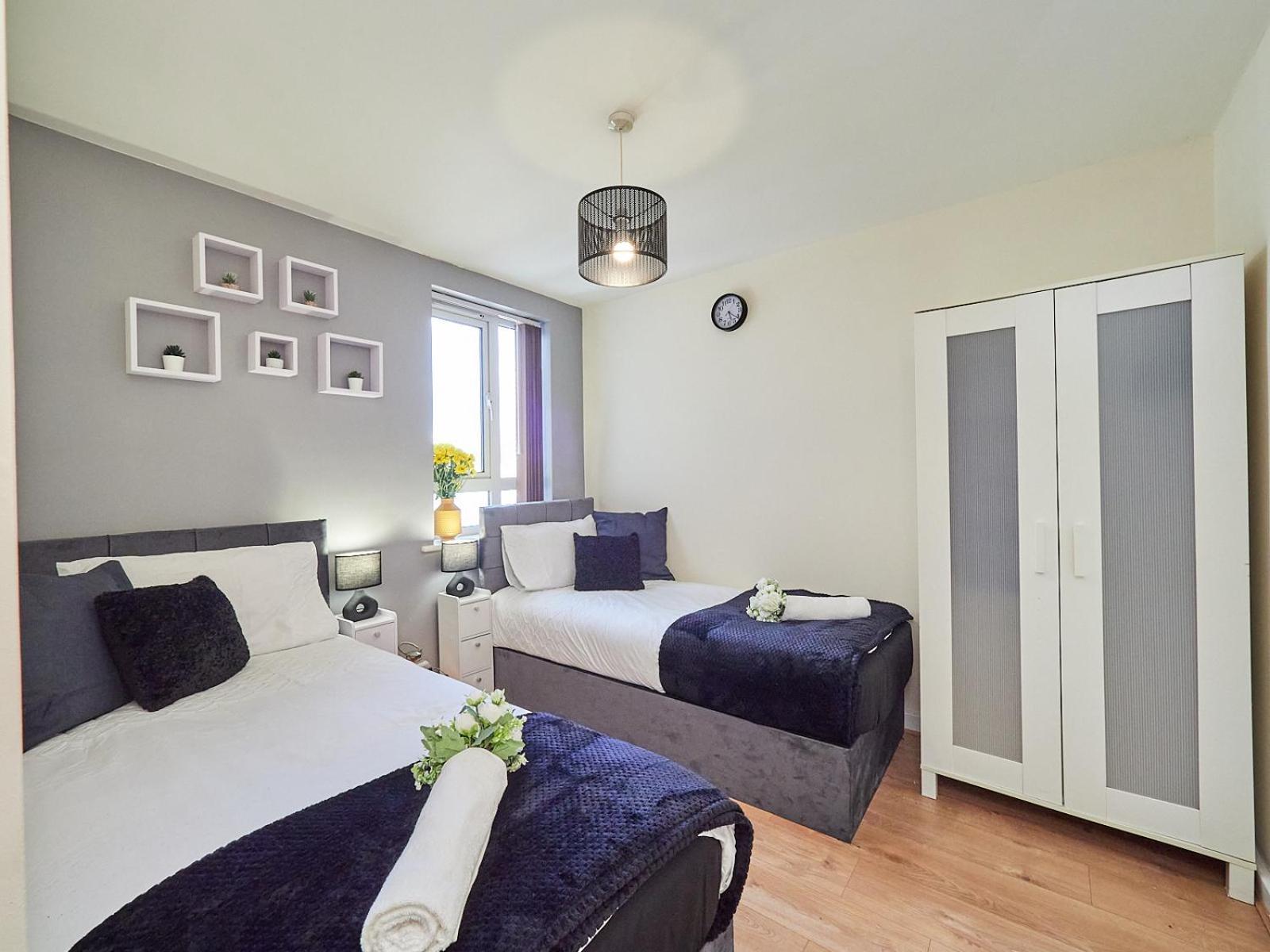 Beauchamp Suite In Coventry City Centre Cv1 For Contractors Professionals Tourists Relocators Students And Family Exterior foto